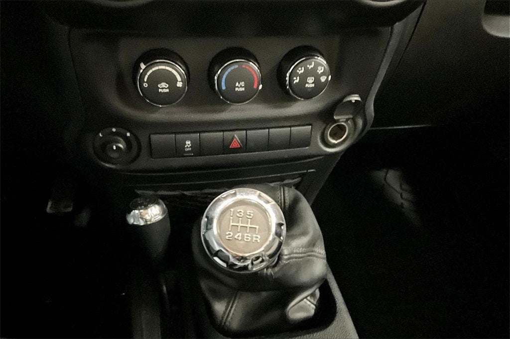 2017 Jeep Wrangler Willys Wheeler