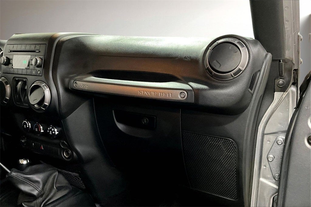 2017 Jeep Wrangler Willys Wheeler