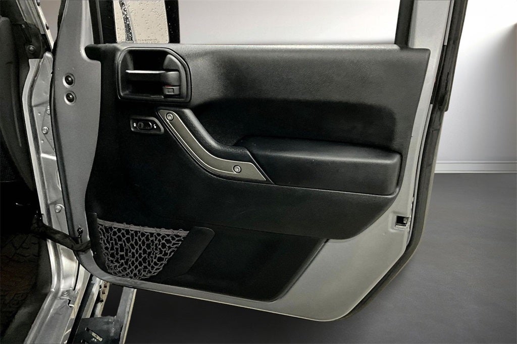 2017 Jeep Wrangler Willys Wheeler