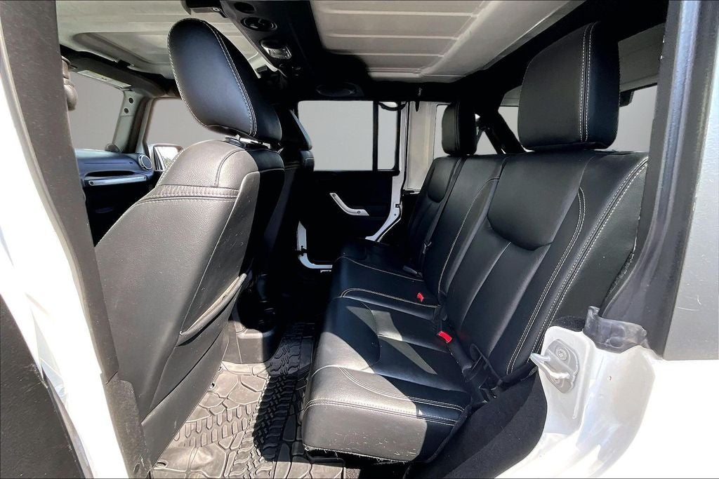 2014 Jeep Wrangler Unlimited Unlimited Sahara