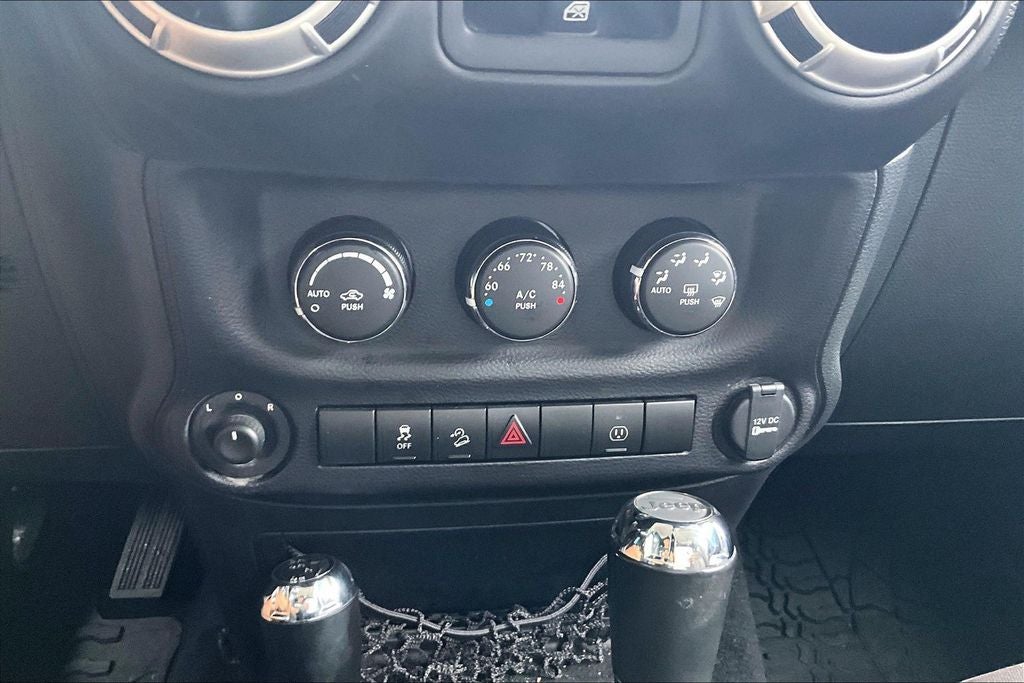 2015 Jeep Wrangler Unlimited Unlimited Sahara