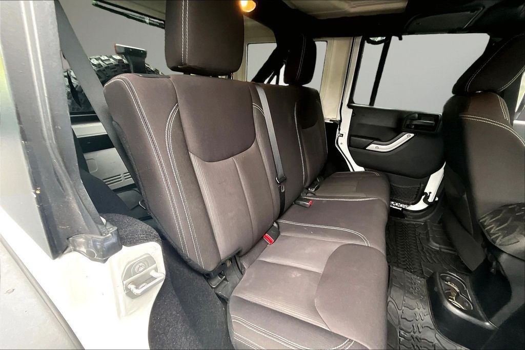 2015 Jeep Wrangler Unlimited Unlimited Sahara