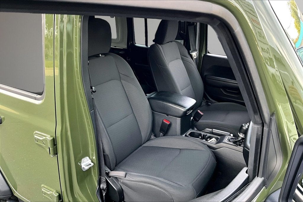 2021 Jeep Wrangler Unlimited Unlimited Willys
