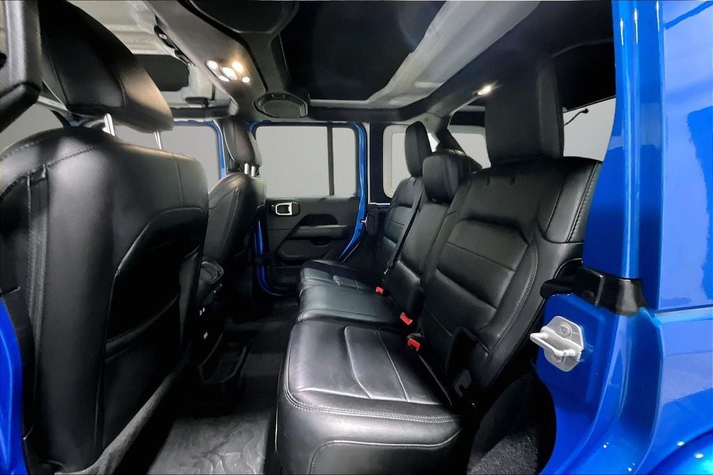 2022 Jeep Wrangler Unlimited Unlimited Sahara Altitude