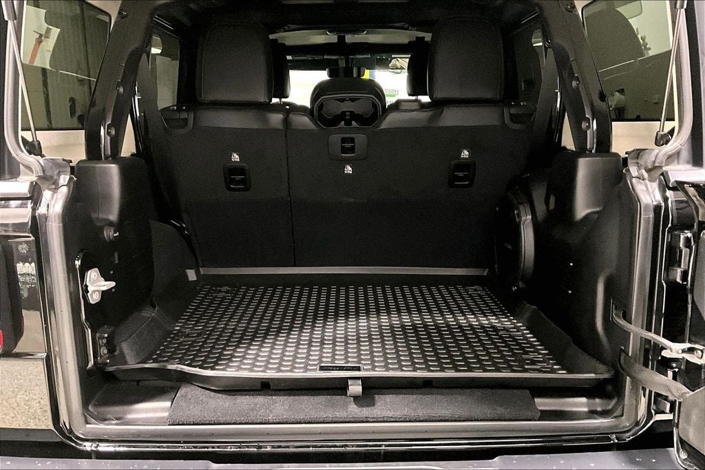 2020 Jeep Wrangler Unlimited Unlimited Sahara