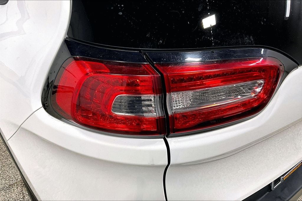 2016 Jeep Cherokee 75th Anniversary Edition