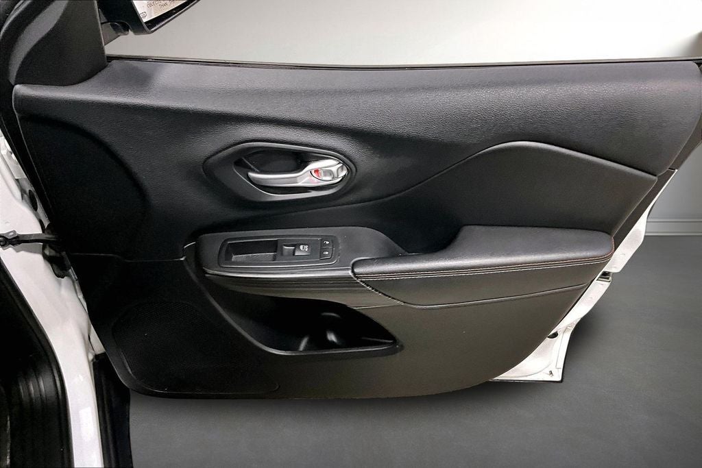 2016 Jeep Cherokee 75th Anniversary Edition