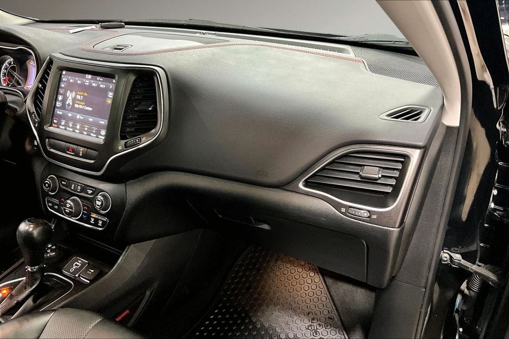 2022 Jeep Cherokee Trailhawk