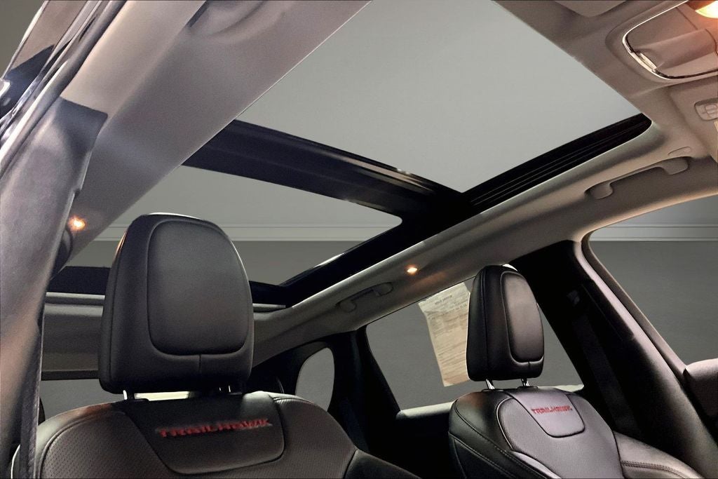 2022 Jeep Cherokee Trailhawk