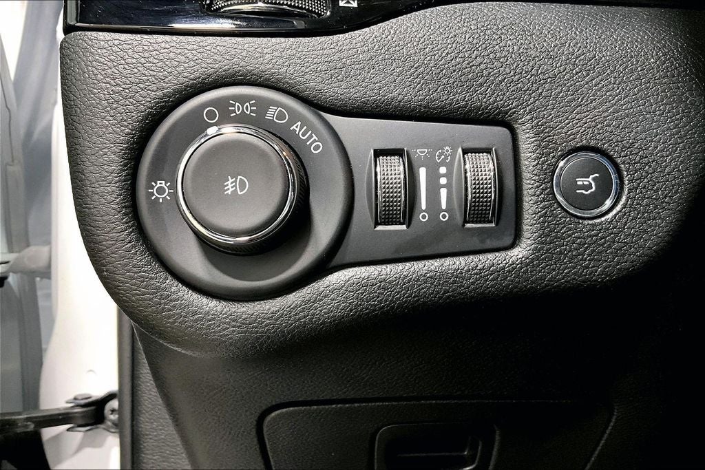 2023 Jeep Cherokee Altitude