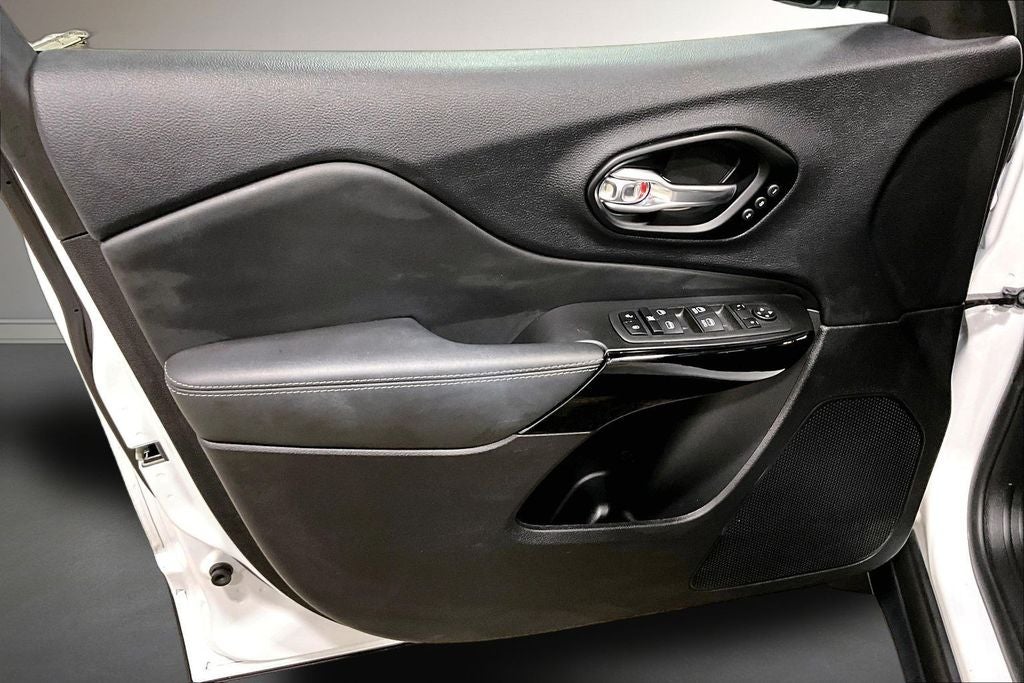 2023 Jeep Cherokee Altitude