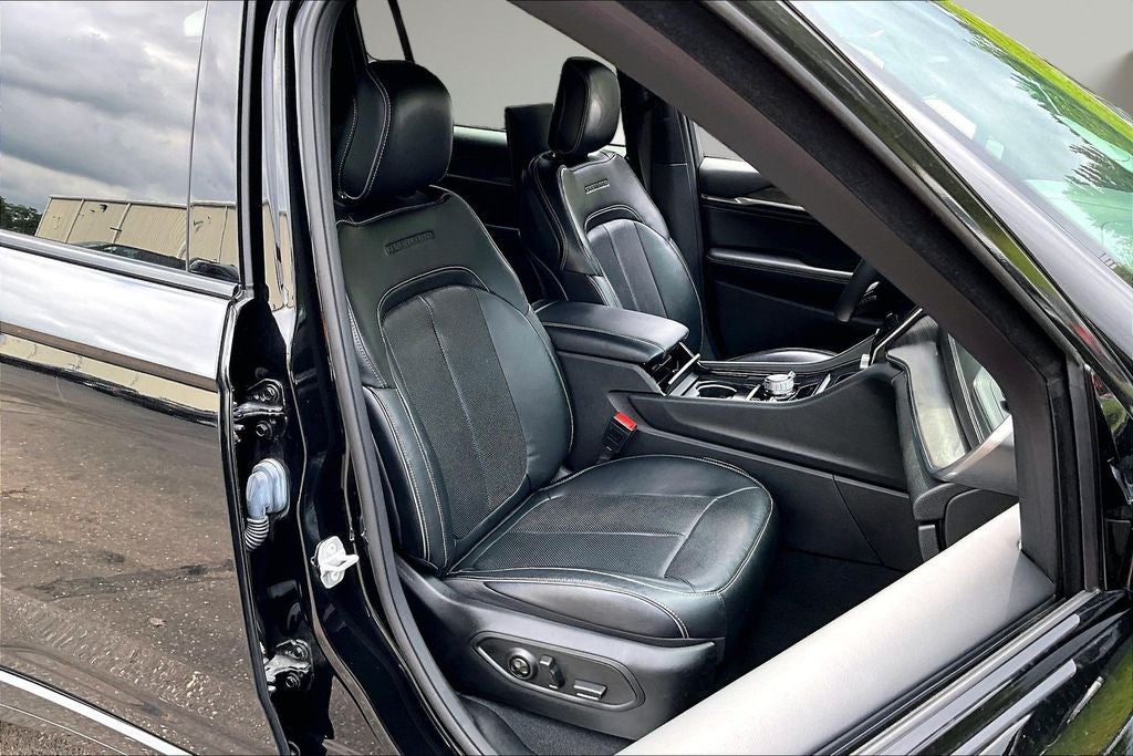 2023 Jeep Grand Cherokee L Overland