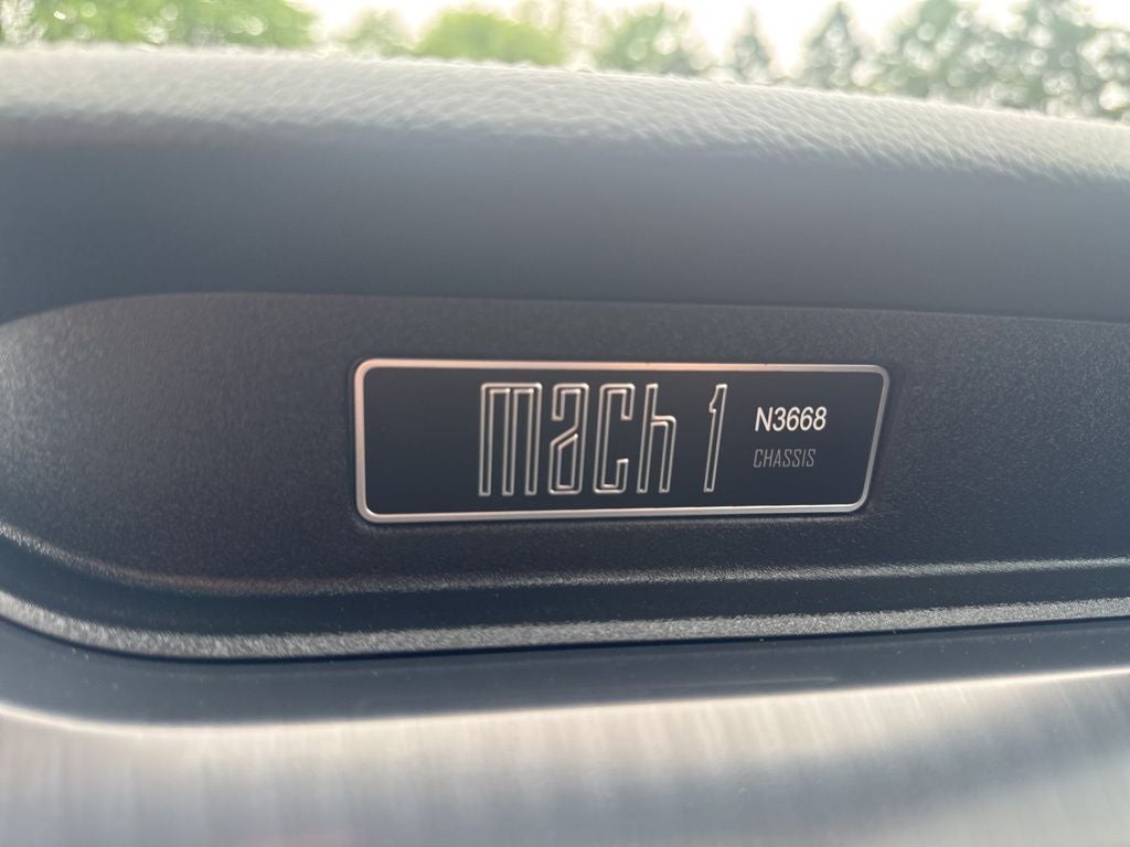 2022 Ford Mustang Mach 1