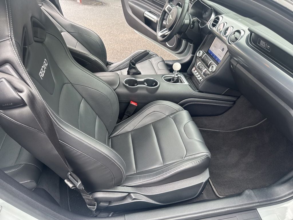 2022 Ford Mustang Mach 1