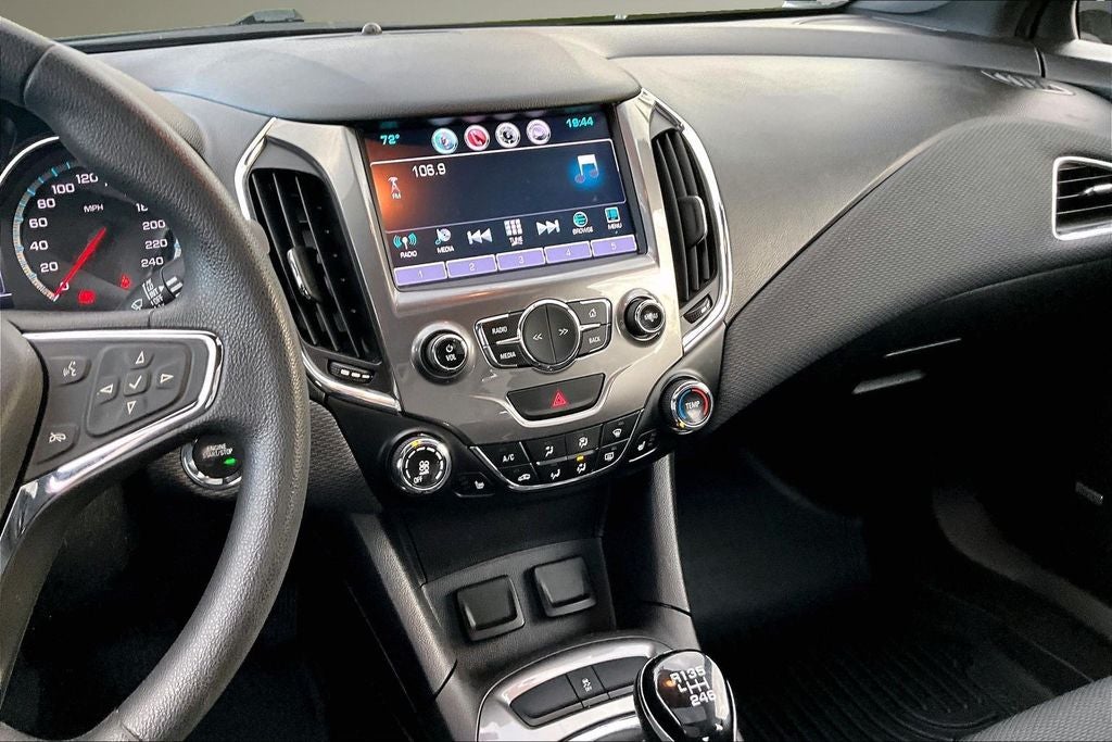 2017 Chevrolet Cruze LT