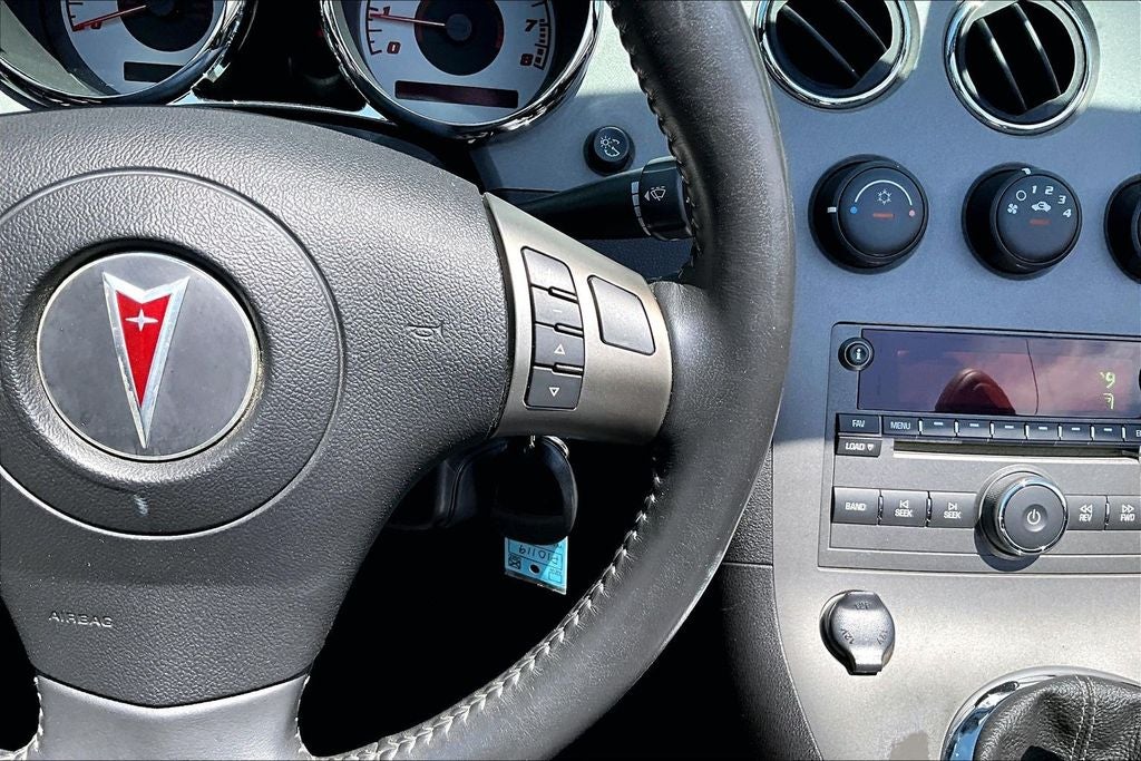 2006 Pontiac Solstice 2dr Convertible