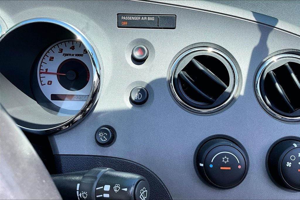 2006 Pontiac Solstice 2dr Convertible