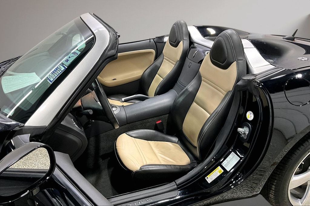 2008 Pontiac Solstice Base