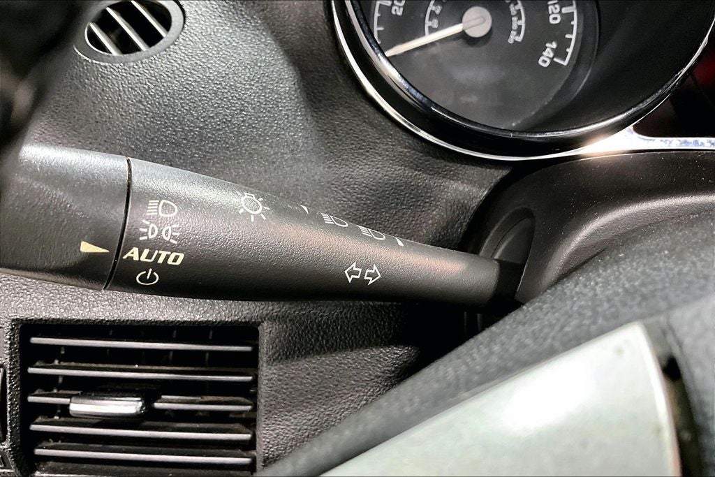 2007 Saturn Sky Base