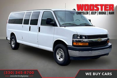 2025 Chevrolet Express Passenger LT Passenger
