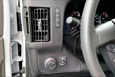 2025 Chevrolet Express Passenger LT Passenger
