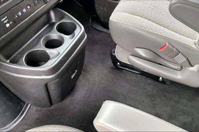 2025 Chevrolet Express Passenger LT Passenger