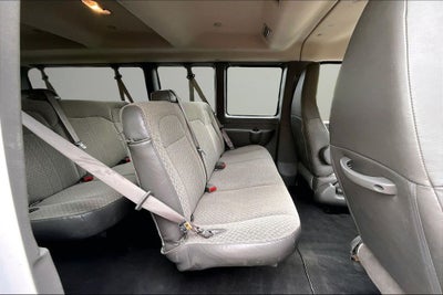 2025 Chevrolet Express Passenger LT Passenger