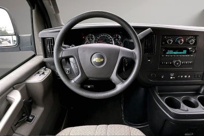 2025 Chevrolet Express Passenger LT Passenger