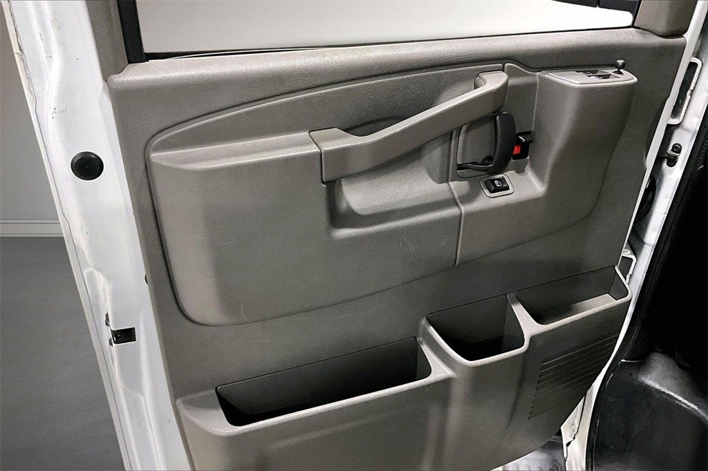 2020 Chevrolet Express Passenger LT Passenger