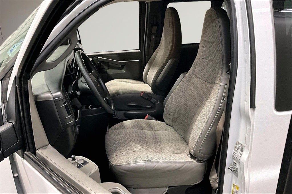 2020 Chevrolet Express Passenger LT Passenger