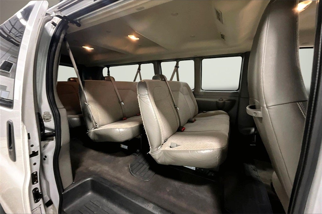 2020 Chevrolet Express Passenger LT Passenger