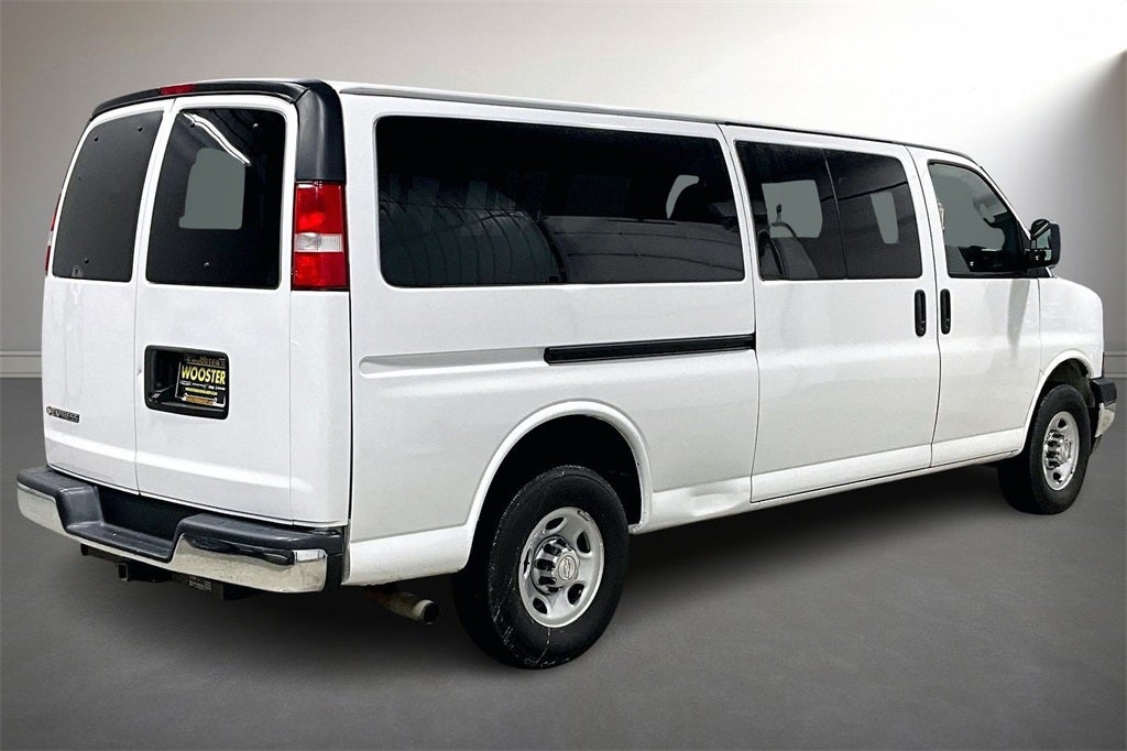 2020 Chevrolet Express Passenger LT Passenger