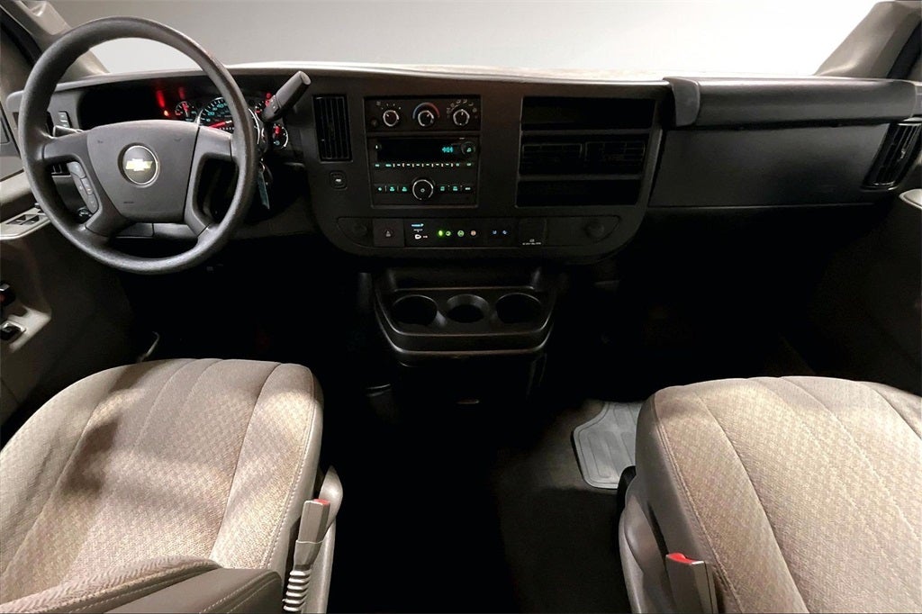 2020 Chevrolet Express Passenger LT Passenger