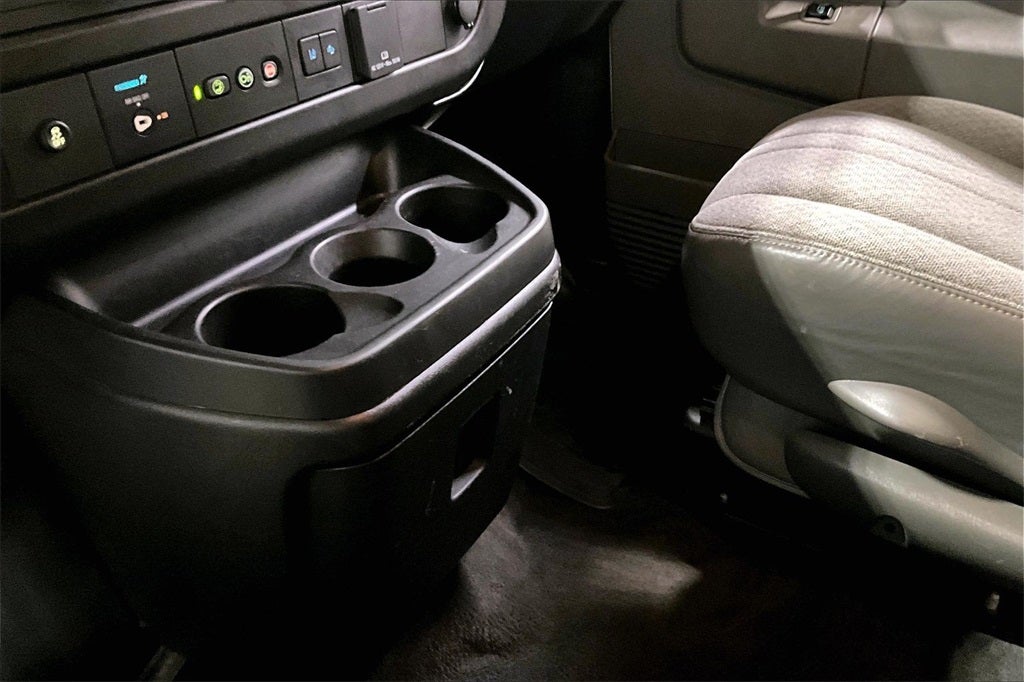 2020 Chevrolet Express Passenger LT Passenger