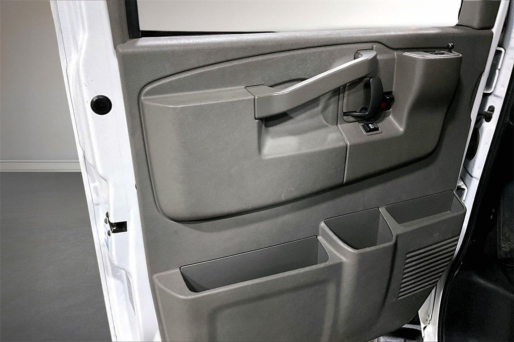 2020 Chevrolet Express Passenger LT Passenger