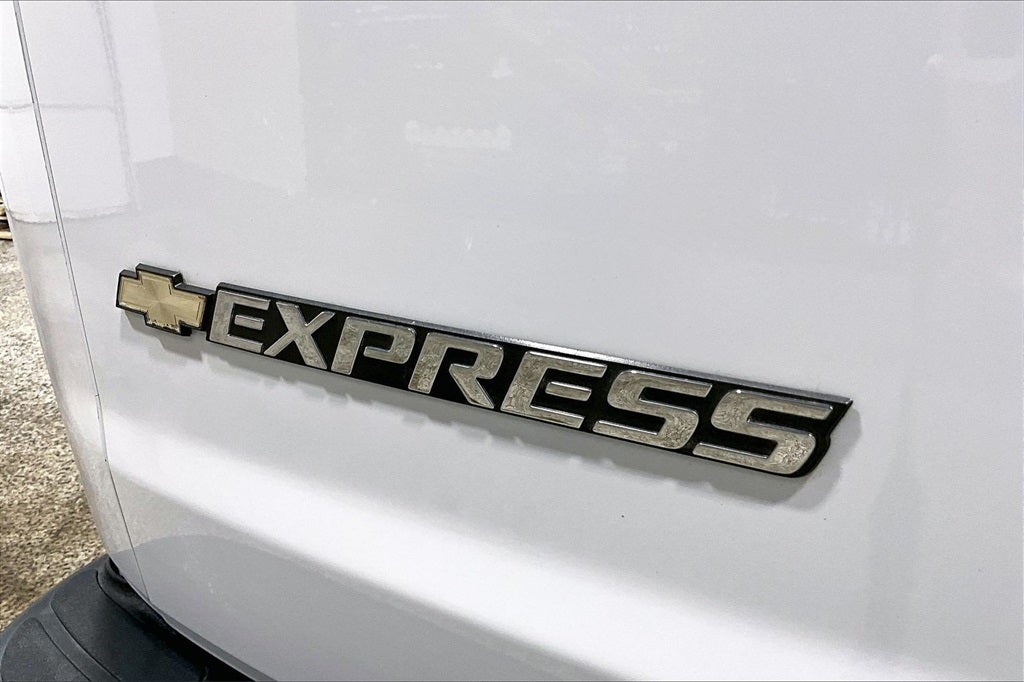 2020 Chevrolet Express Passenger LT Passenger