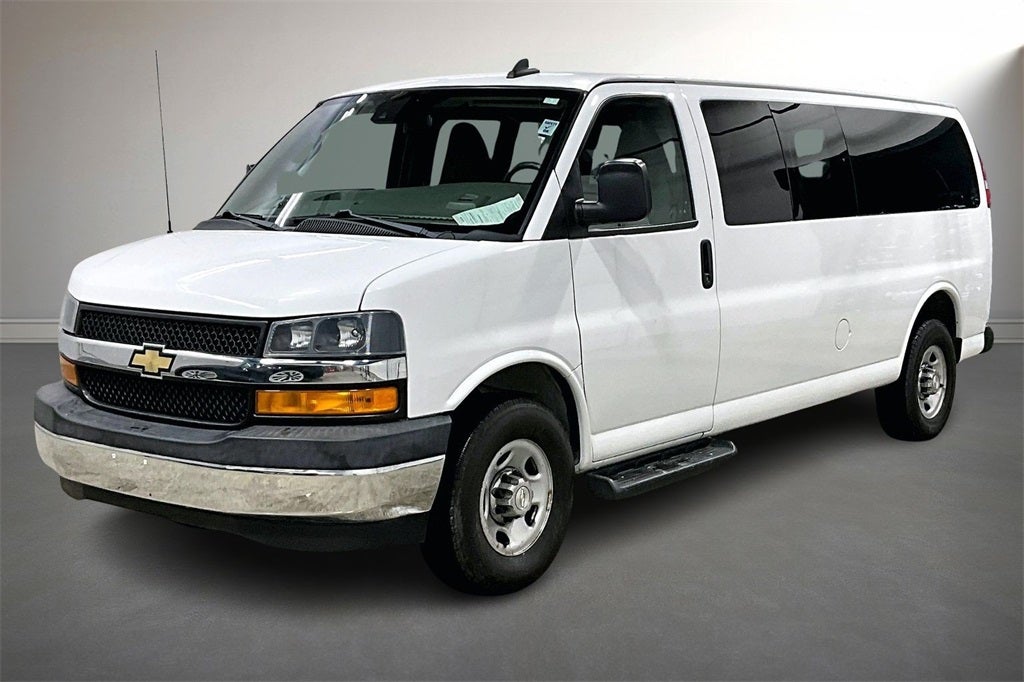 2020 Chevrolet Express Passenger LT Passenger