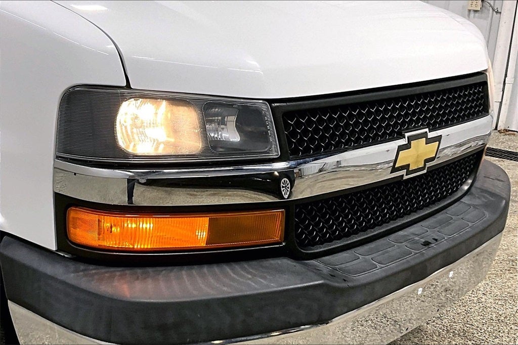 2020 Chevrolet Express Passenger LT Passenger