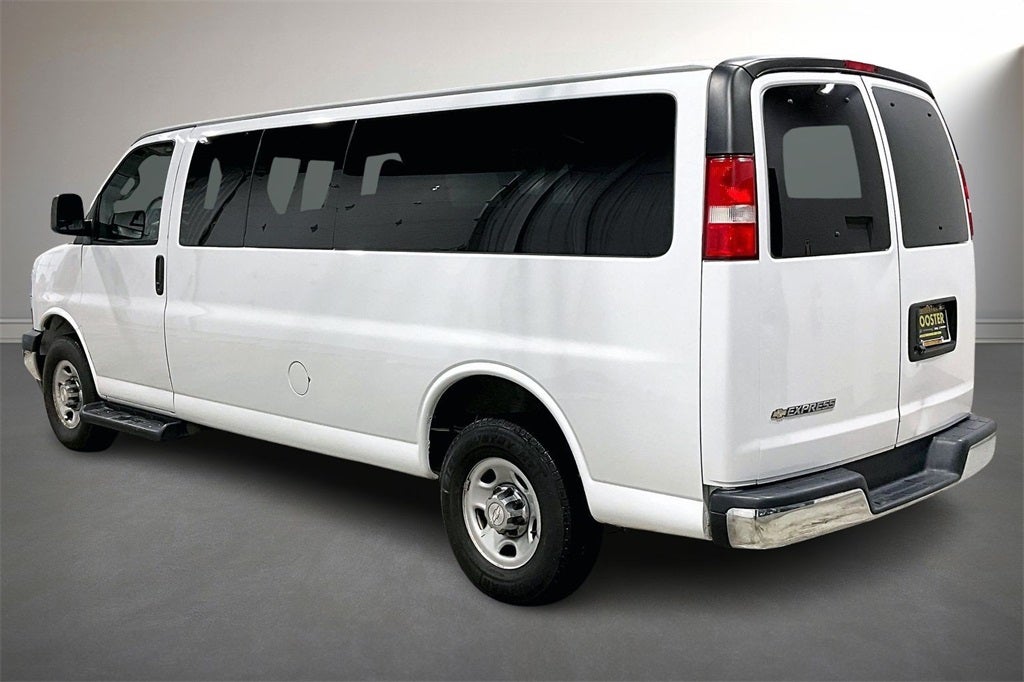 2020 Chevrolet Express Passenger LT Passenger