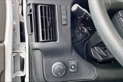 2024 Chevrolet Express Passenger LT Passenger