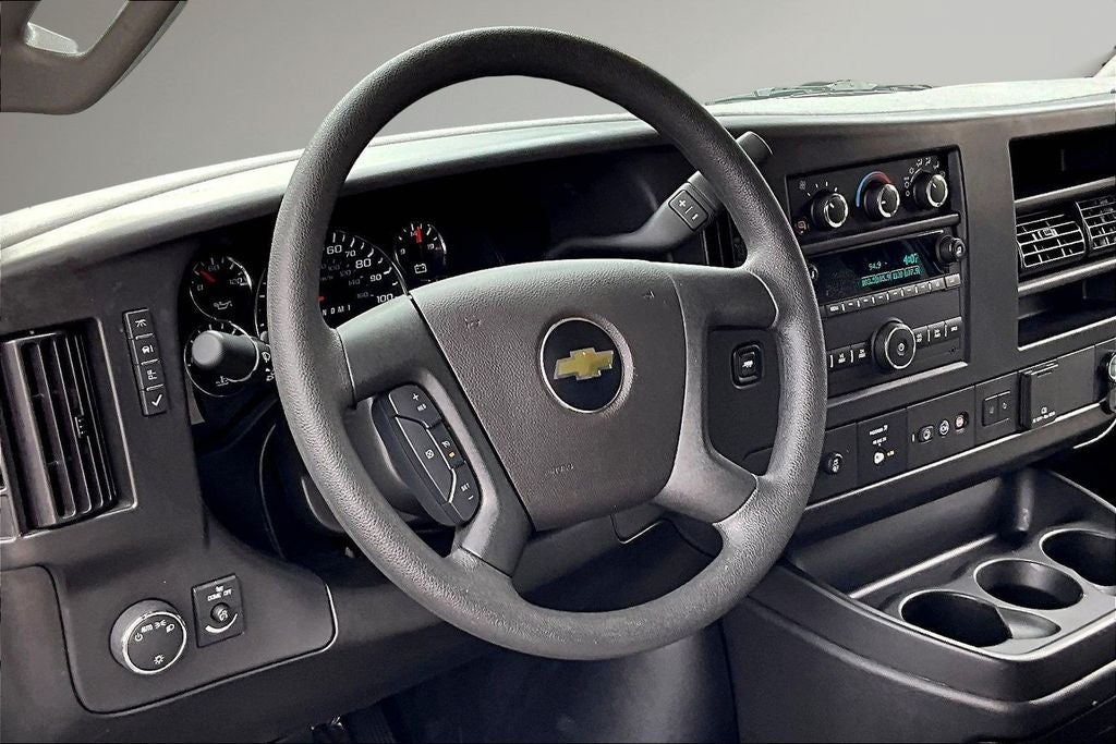 2024 Chevrolet Express Passenger LT Passenger