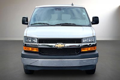 2024 Chevrolet Express Passenger LT Passenger