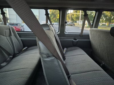 2024 Chevrolet Express Passenger LT Passenger