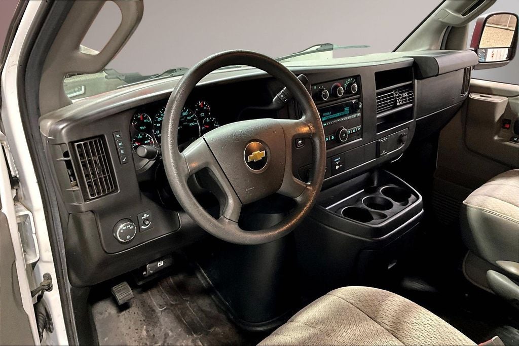 2017 Chevrolet Express 2500 Work Van Cargo