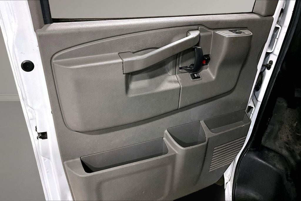 2017 Chevrolet Express 2500 Work Van Cargo