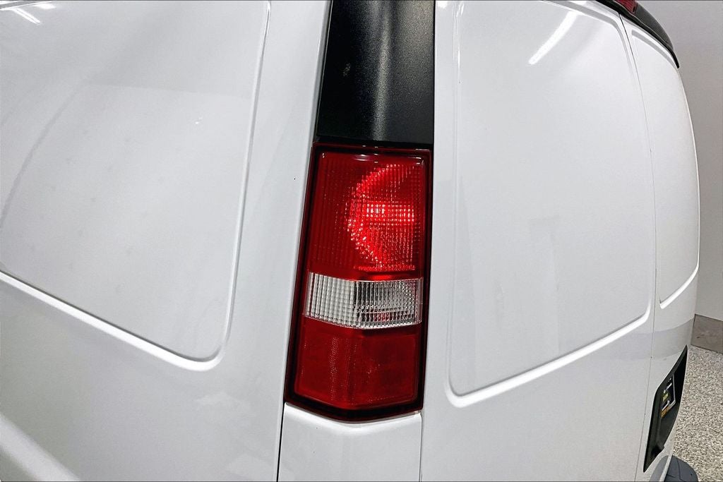 2017 Chevrolet Express 2500 Work Van Cargo