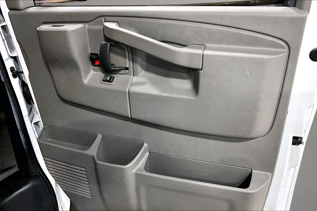 2017 Chevrolet Express 2500 Work Van Cargo