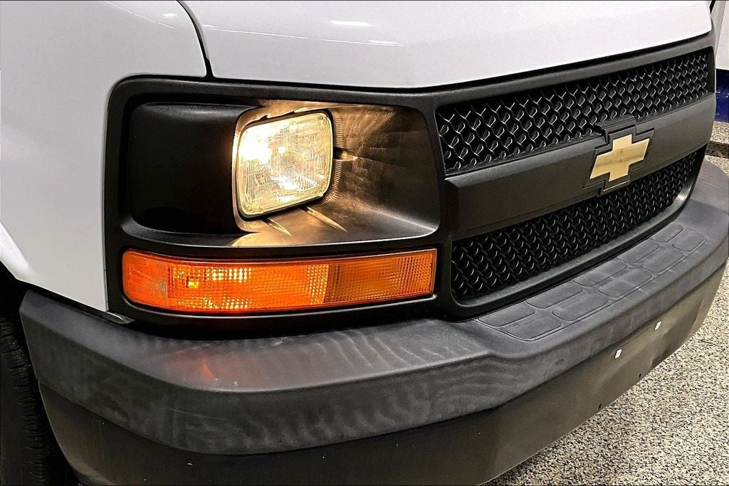 2017 Chevrolet Express 2500 Work Van Cargo