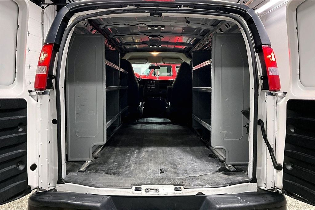2017 Chevrolet Express 2500 Work Van Cargo