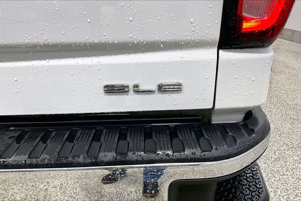 2023 GMC Sierra 1500 SLE